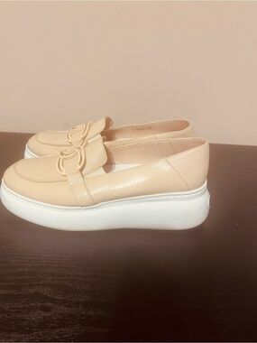 Wonders Beige Chunky Platform Leather sz 40 US/9.5-10/ UK 6.5-7 Made in Spain